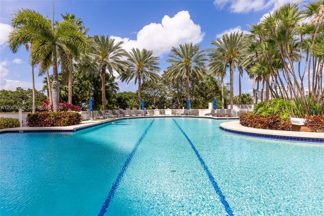 21055 Yacht Club Dr 2704, Aventura, FL 33180