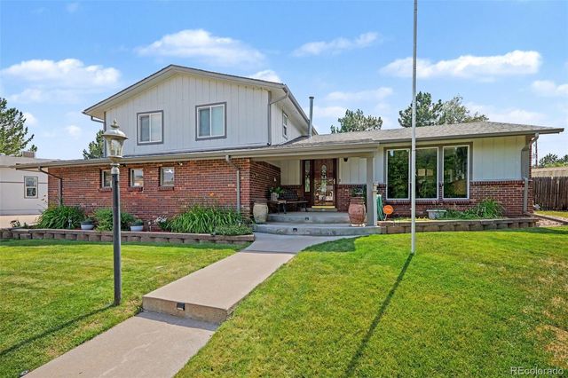 8143 S Otis Court, Littleton, CO 80128