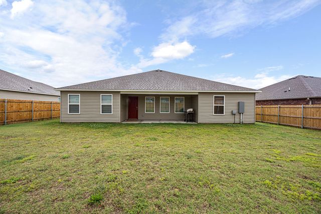 2783 W McLaren Drive, Fayetteville, AR 72704