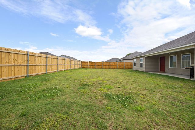 2783 W McLaren Drive, Fayetteville, AR 72704