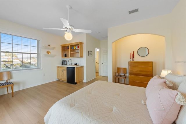 504 59TH STREET, Holmes Beach, FL 34217