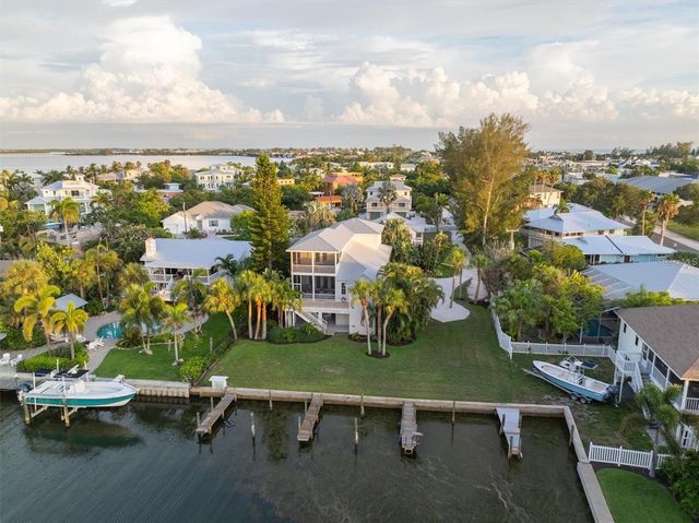 504 59TH STREET, Holmes Beach, FL 34217