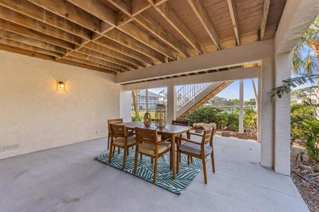 504 59TH STREET, Holmes Beach, FL 34217