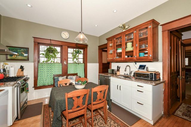 4907 W Vine STREET, Milwaukee, WI 53208