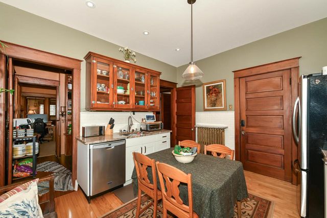 4907 W Vine STREET, Milwaukee, WI 53208