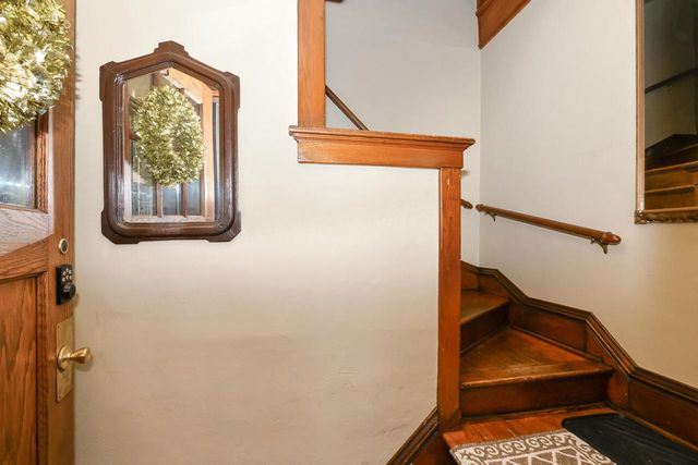 4907 W Vine STREET, Milwaukee, WI 53208