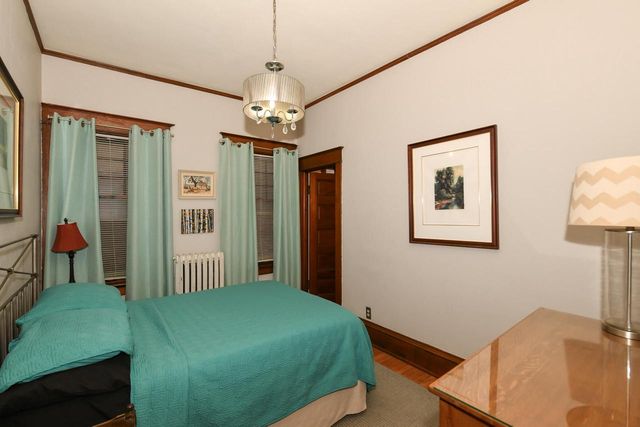 4907 W Vine STREET, Milwaukee, WI 53208