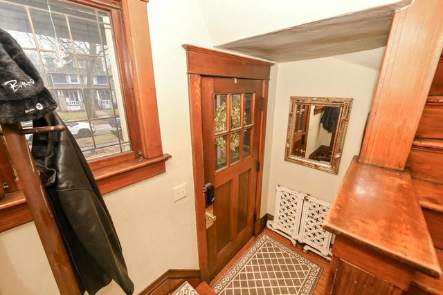 4907 W Vine STREET, Milwaukee, WI 53208