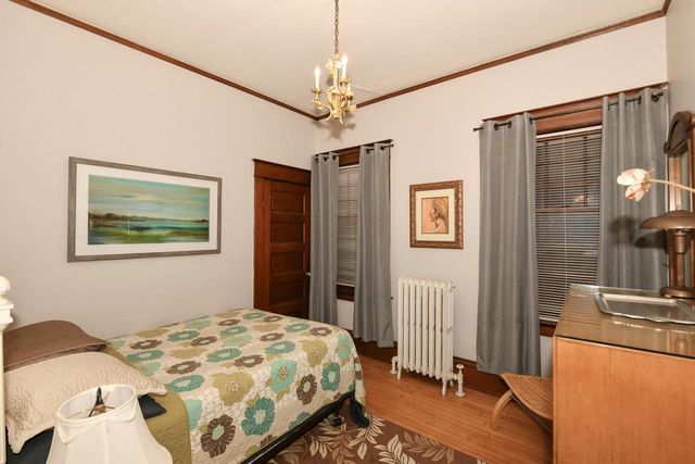 4907 W Vine STREET, Milwaukee, WI 53208