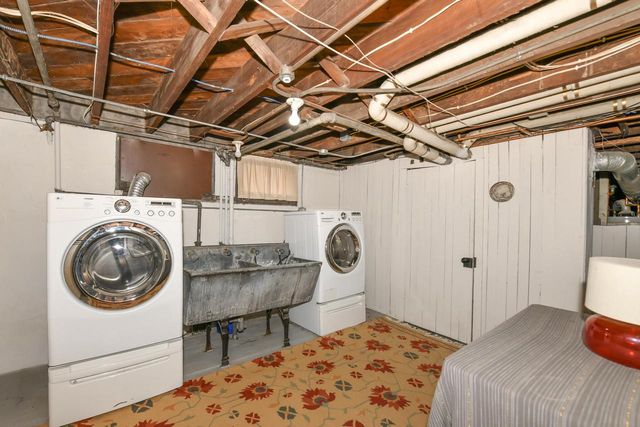 4907 W Vine STREET, Milwaukee, WI 53208