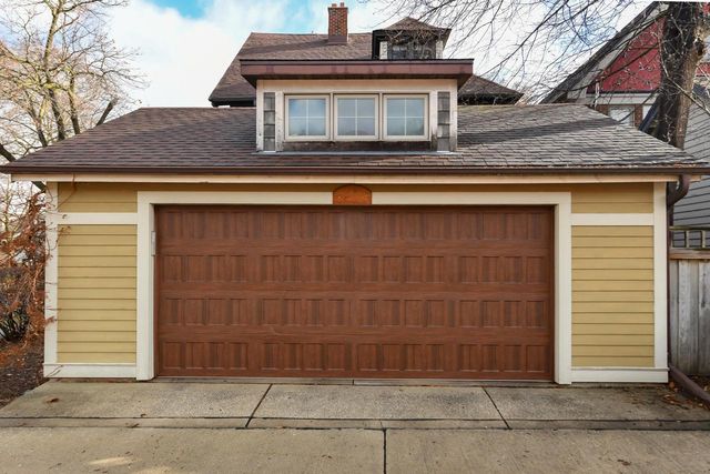 4907 W Vine STREET, Milwaukee, WI 53208