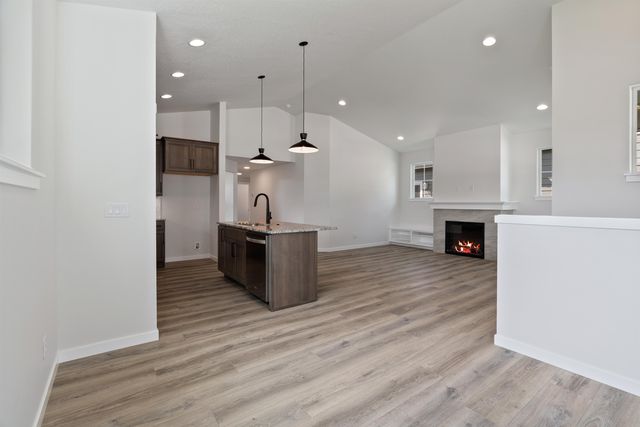 12235 N Dupont Dr, Spokane, WA 99218