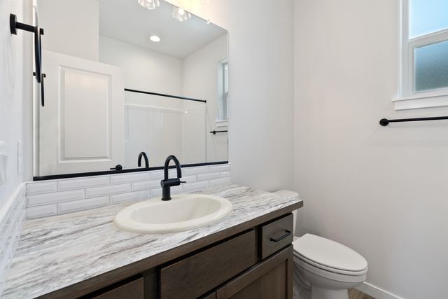 12235 N Dupont Dr, Spokane, WA 99218