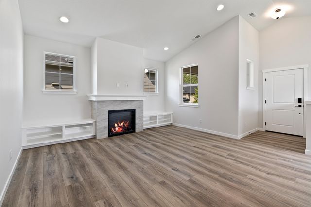 12235 N Dupont Dr, Spokane, WA 99218