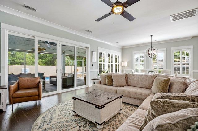 1723 Lake Egret Dr., North Myrtle Beach, SC 29582