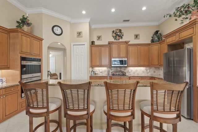 7424 Laurels Place, Port St. Lucie, FL 34986
