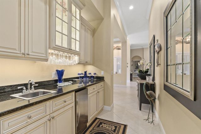 7424 Laurels Place, Port St. Lucie, FL 34986