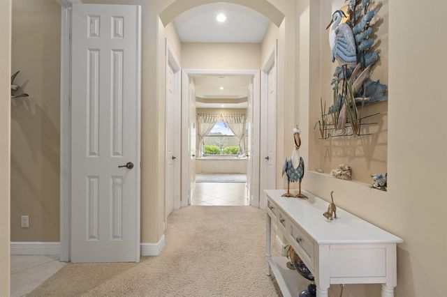 7424 Laurels Place, Port St. Lucie, FL 34986