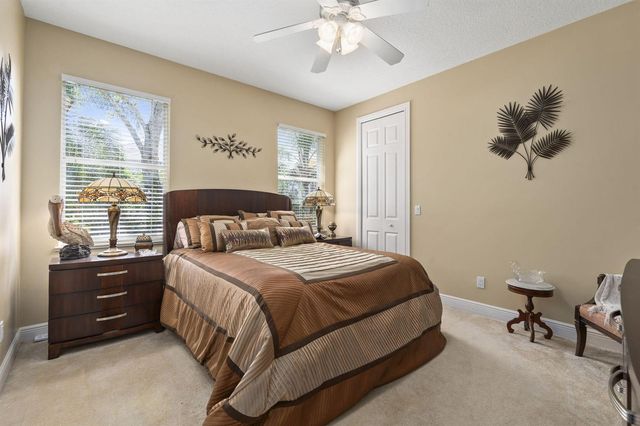 7424 Laurels Place, Port St. Lucie, FL 34986