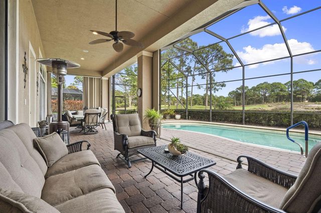 7424 Laurels Place, Port St. Lucie, FL 34986