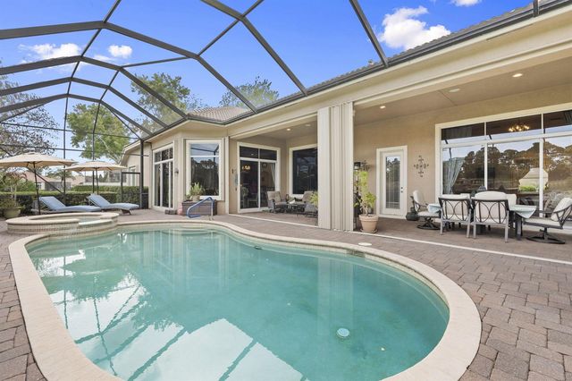7424 Laurels Place, Port St. Lucie, FL 34986