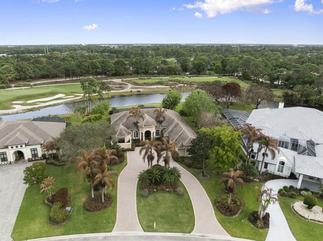 7424 Laurels Place, Port St. Lucie, FL 34986