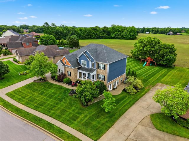 405 Hawthorne Drive, Nicholasville, KY 40356