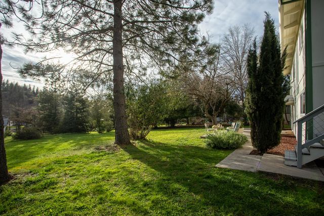 24713 Oro Valley Rd, Auburn, CA 95602