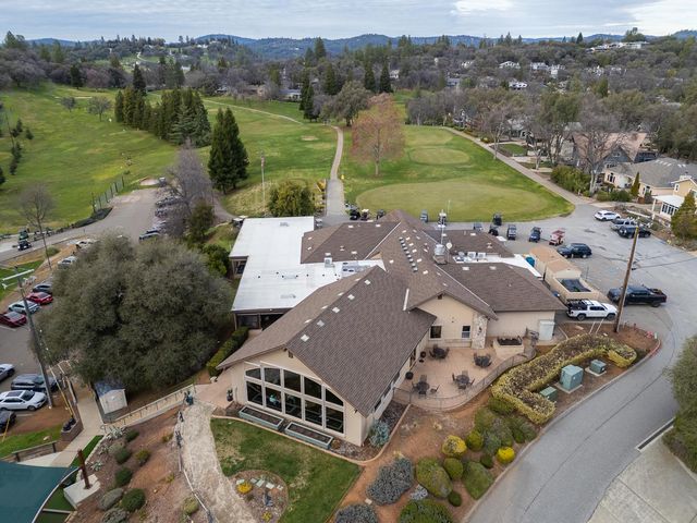 24713 Oro Valley Rd, Auburn, CA 95602