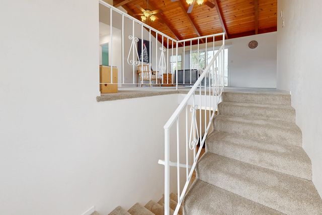 24713 Oro Valley Rd, Auburn, CA 95602