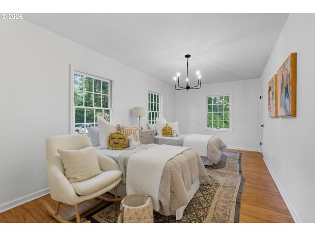 4321 Sw DOSCH Rd, Portland, OR 97239