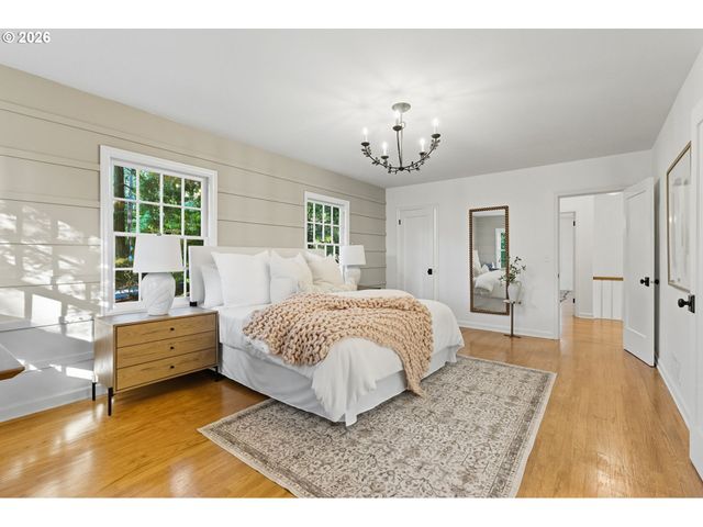4321 Sw DOSCH Rd, Portland, OR 97239