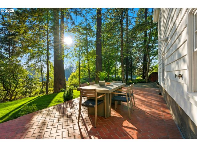 4321 Sw DOSCH Rd, Portland, OR 97239