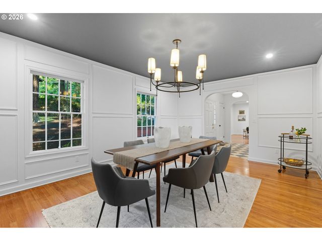 4321 Sw DOSCH Rd, Portland, OR 97239