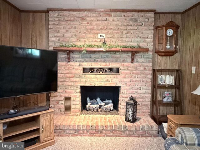 15 LIPPIZAN DRIVE, Shippensburg, PA 17257