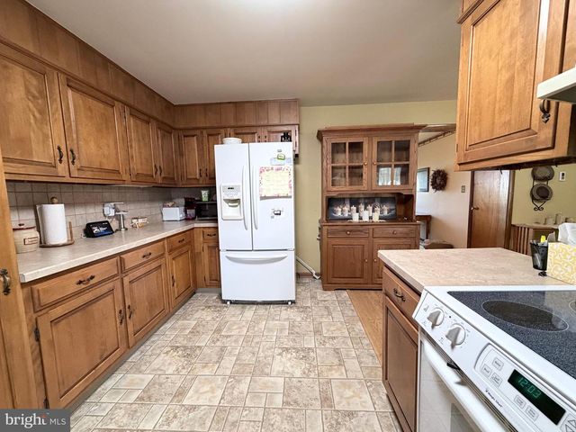 15 LIPPIZAN DRIVE, Shippensburg, PA 17257