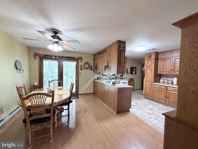 15 LIPPIZAN DRIVE, Shippensburg, PA 17257