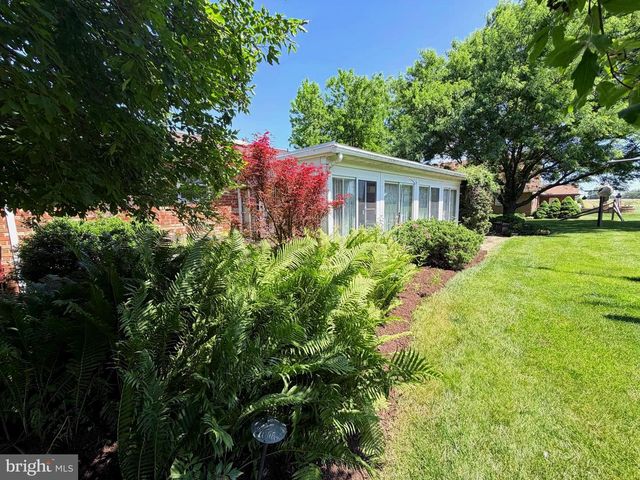 15 LIPPIZAN DRIVE, Shippensburg, PA 17257