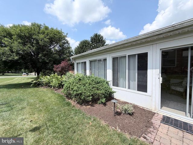 15 LIPPIZAN DRIVE, Shippensburg, PA 17257
