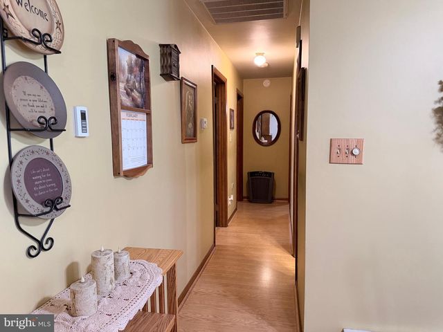 15 LIPPIZAN DRIVE, Shippensburg, PA 17257