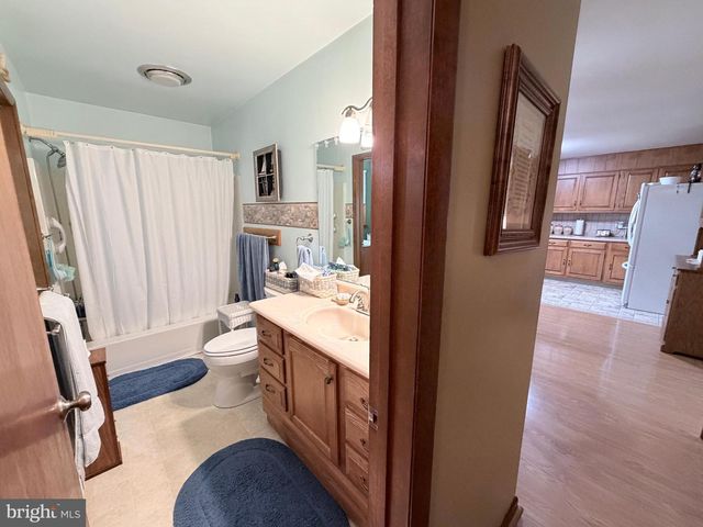 15 LIPPIZAN DRIVE, Shippensburg, PA 17257