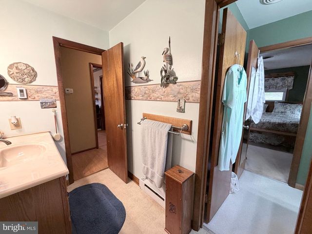 15 LIPPIZAN DRIVE, Shippensburg, PA 17257