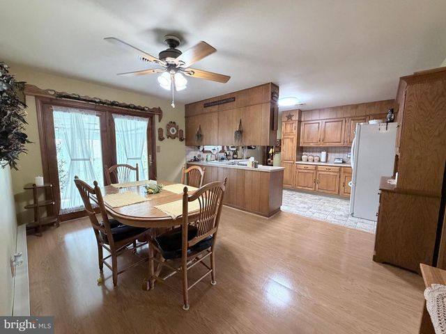 15 LIPPIZAN DRIVE, Shippensburg, PA 17257