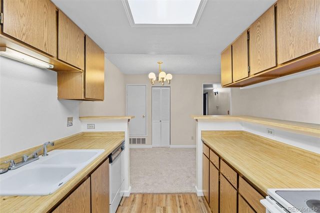 921 S Walden Street 108, Aurora, CO 80017