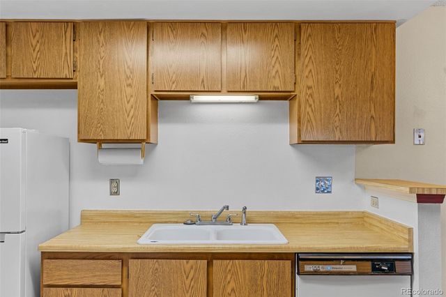 921 S Walden Street 108, Aurora, CO 80017