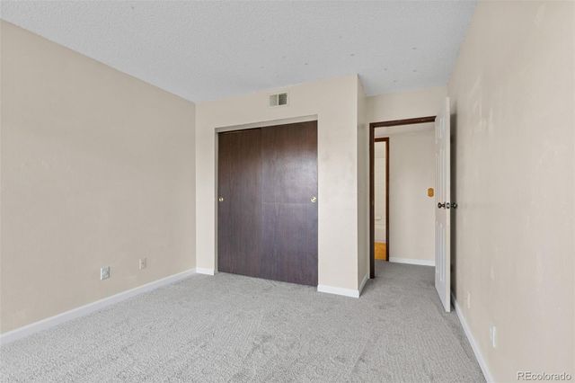 921 S Walden Street 108, Aurora, CO 80017