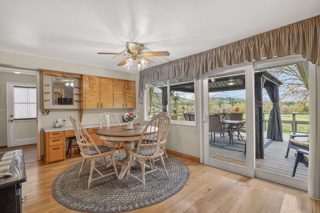 3336 Midway Avenue, Grants Pass, OR 97527