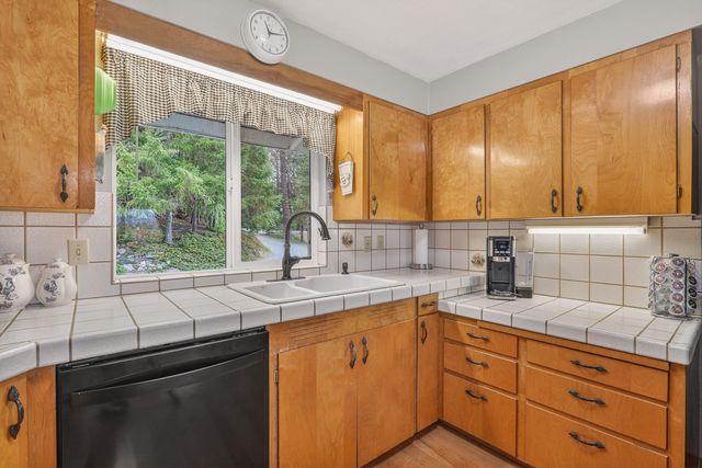 3336 Midway Avenue, Grants Pass, OR 97527