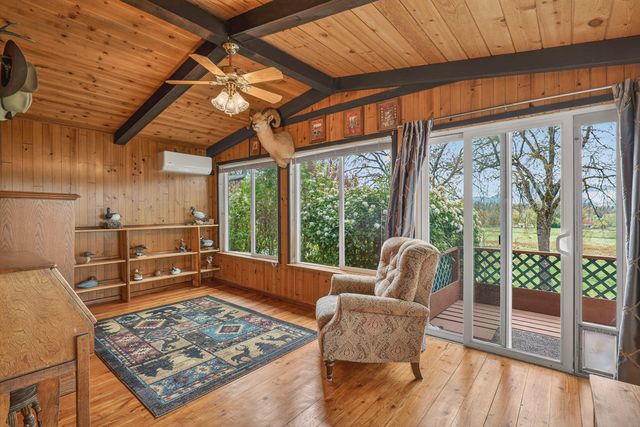 3336 Midway Avenue, Grants Pass, OR 97527