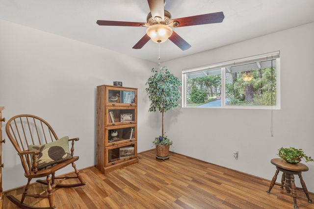 3336 Midway Avenue, Grants Pass, OR 97527